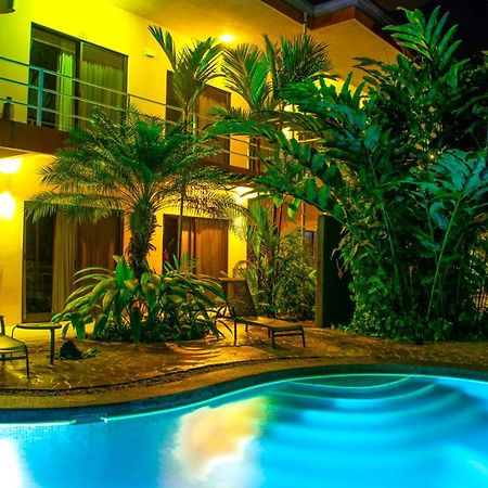 Hotel Luz De Luna Bahia Ballena Uvita Exterior photo
