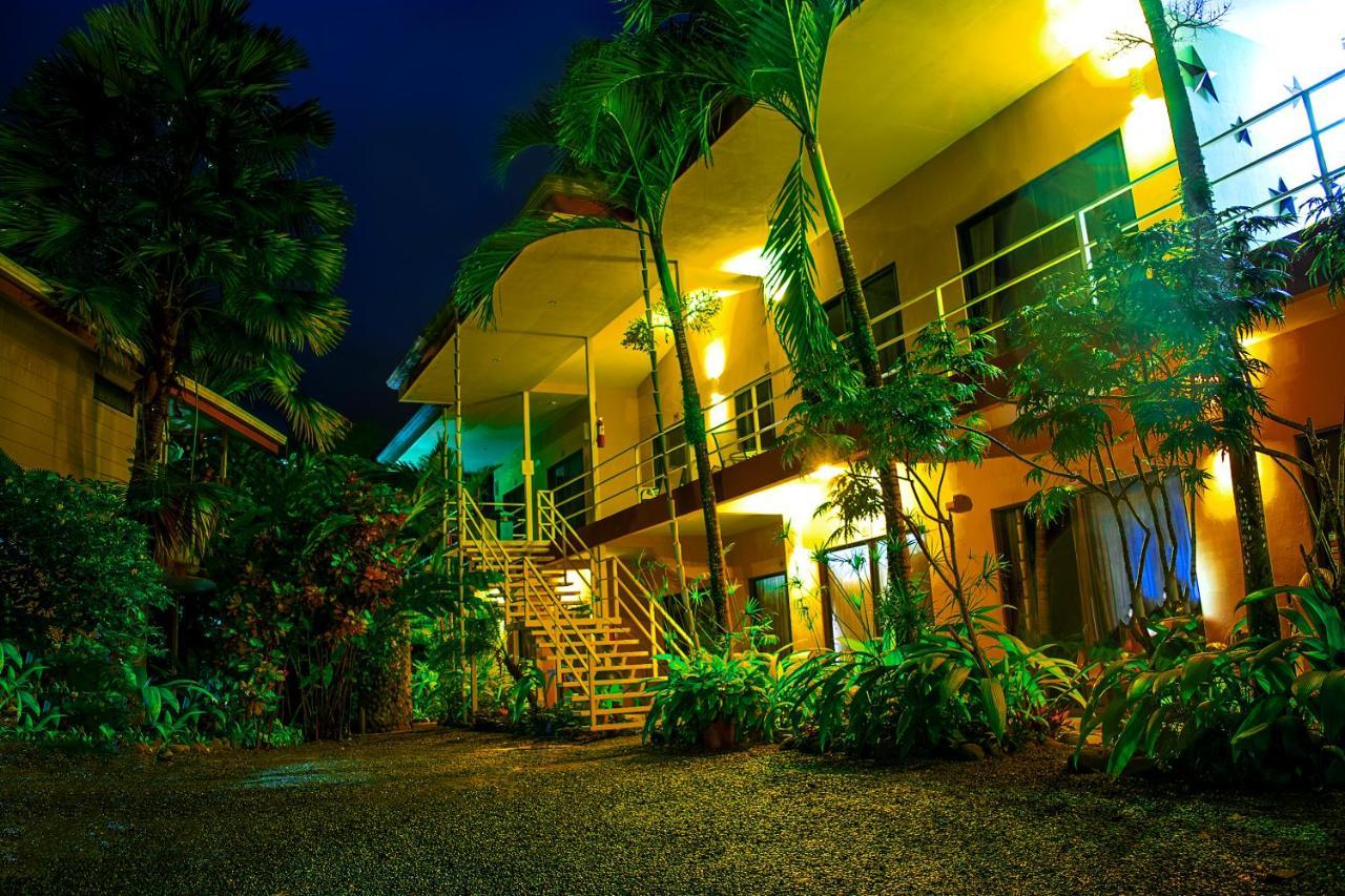 Hotel Luz De Luna Bahia Ballena Uvita Exterior photo