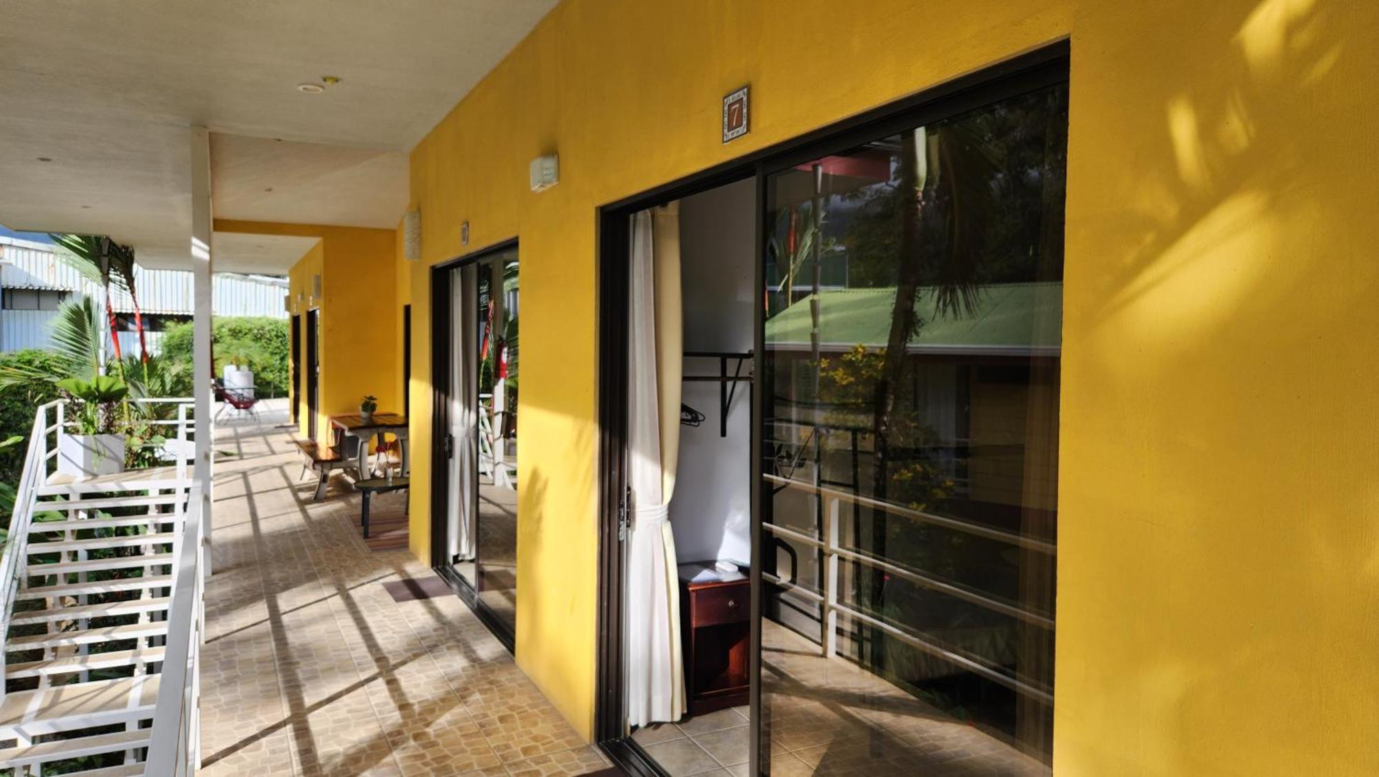 Hotel Luz De Luna Bahia Ballena Uvita Exterior photo