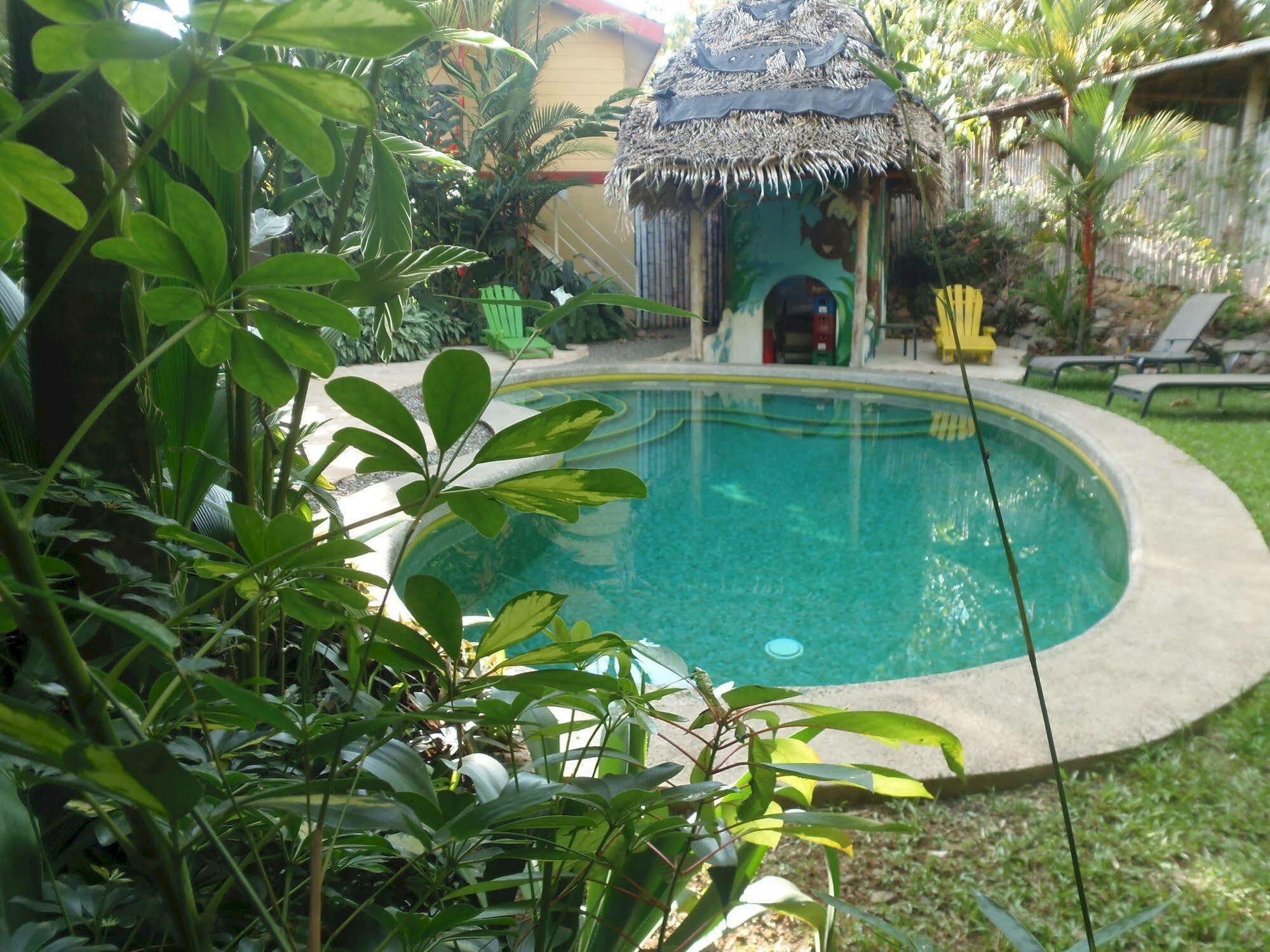 Hotel Luz De Luna Bahia Ballena Uvita Exterior photo